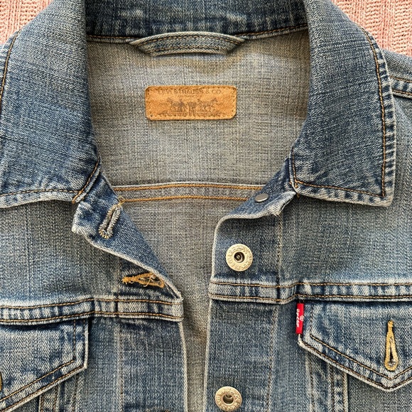 Levi's Light Blue Denim Jacket - Picture 5 of 8